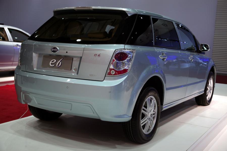  BYD E6 2009 года  (фото 18 из 60)